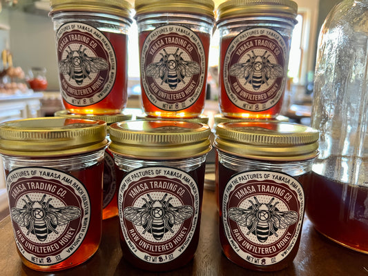8oz (NET HONEY WEIGHT) Glass Jar of Yanasa Ama Ranch RAW Honey aka BEE JUICE