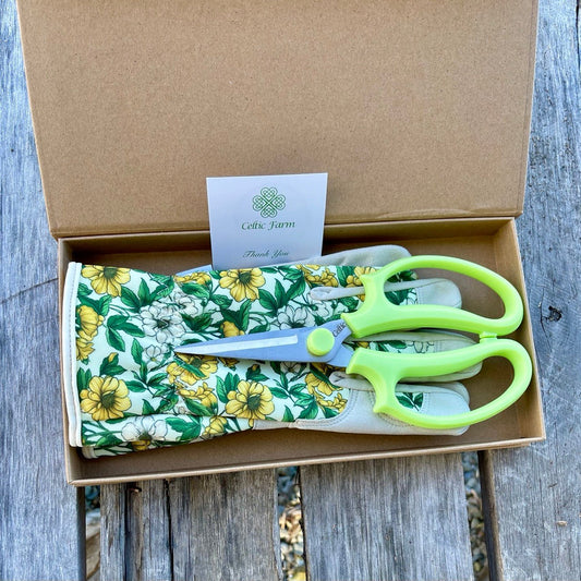 Garden Gift Box - Gloves and Herb Snips
